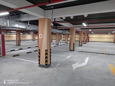 小区停车场停车位划线的大小一般在多少？