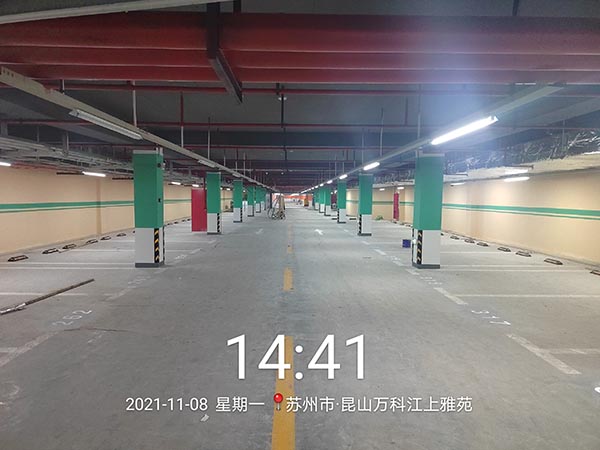 道路劃線，車(chē)位劃線，停車(chē)位劃線