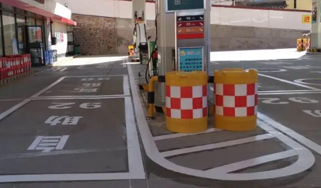 加油站消防通道劃線要求,加油站場地劃線標(biāo)準(zhǔn)? 加油站消防通道劃線要求,加油站場地劃線標(biāo)準(zhǔn)?