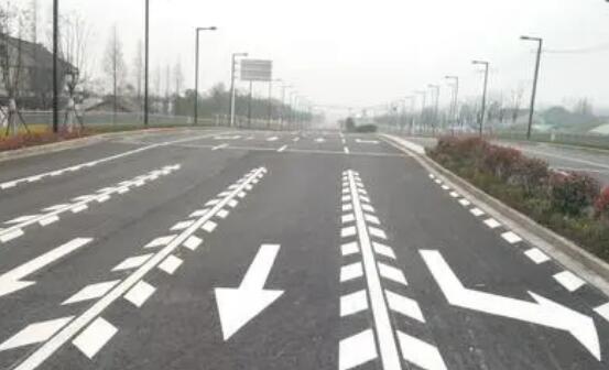 冷噴標線一平方多少錢?道路劃線冷涂多少錢? 冷噴標線一平方多少錢?道路劃線冷涂多少錢?