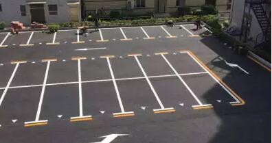 鹽城停車位劃線施工隊(duì)?飛揚(yáng)市政專業(yè)可靠 鹽城停車位劃線施工隊(duì)?飛揚(yáng)市政專業(yè)可靠