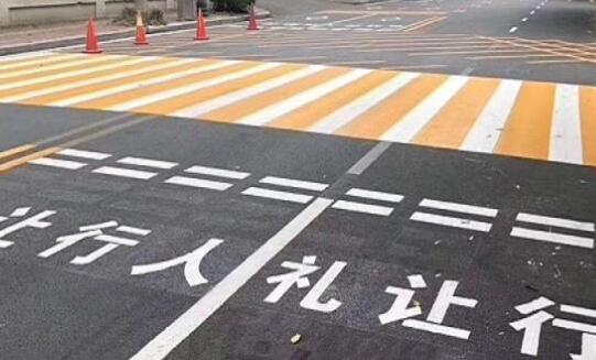 厂区停车位划线施工找哪家？专业团队为您排忧解难