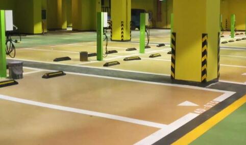 廠區側方位停車位與市政車位劃線要求及規范的不同？